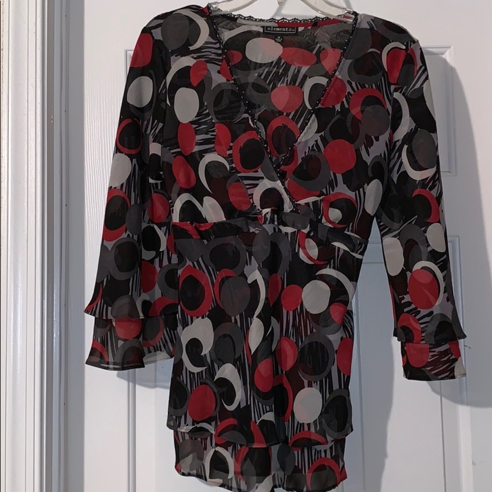 ⭐️ 3 for $15 Multicolor Elementz Blouse